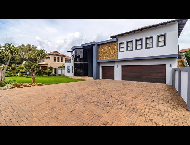 5 BEDROOM FREESTANDING FOR SALE IN ASPEN HILLS